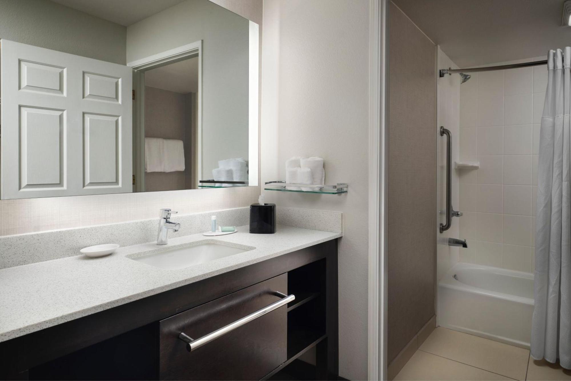 Residence Inn By Marriott Stockton Extérieur photo