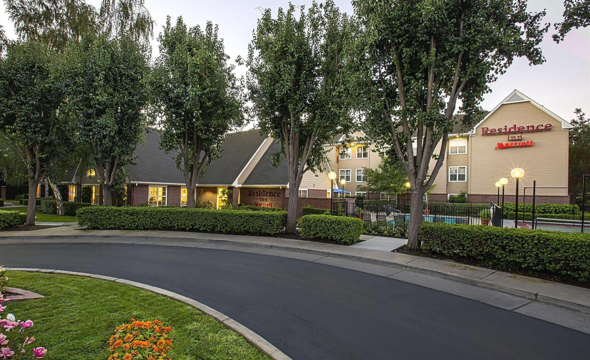Residence Inn By Marriott Stockton Extérieur photo