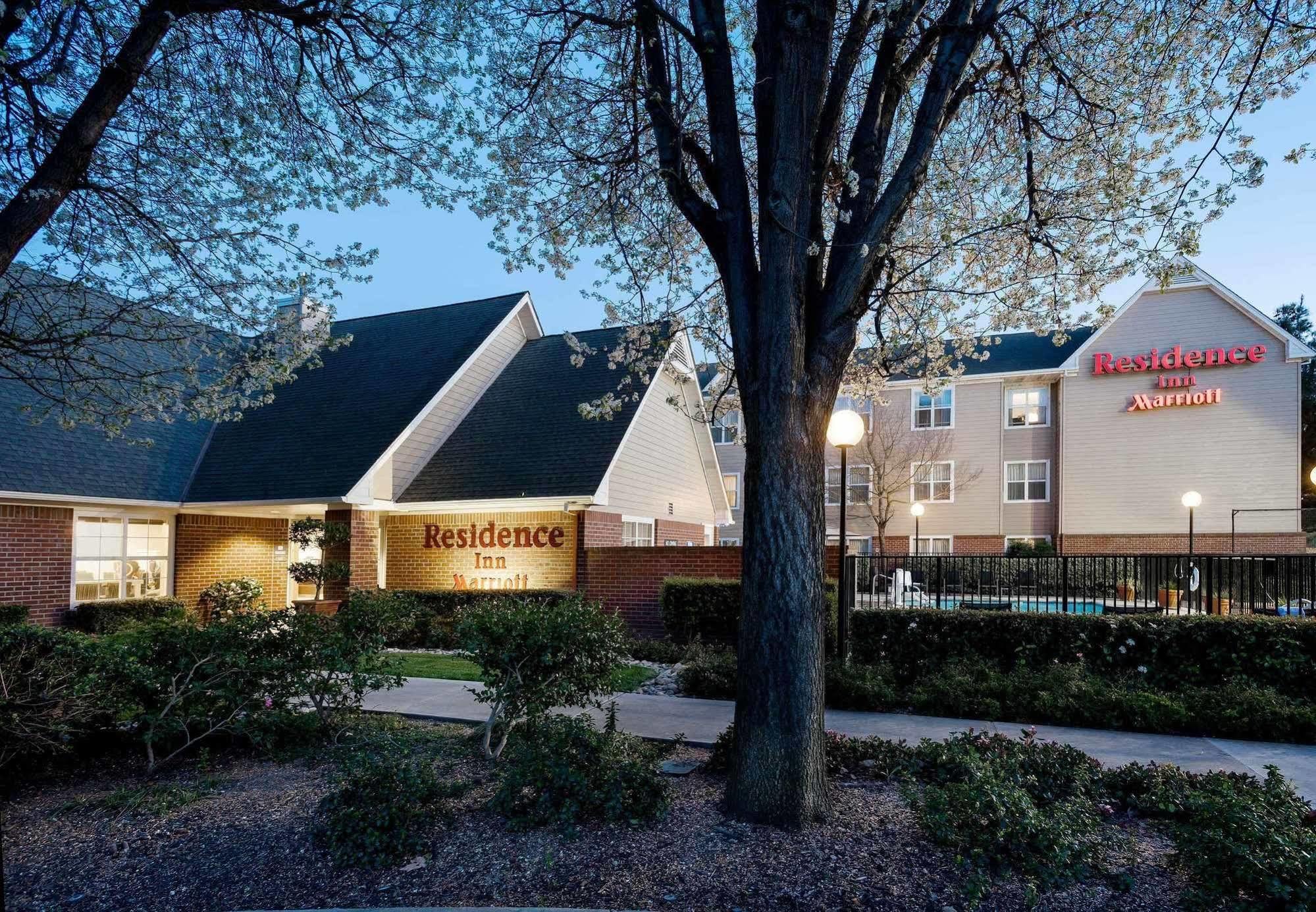 Residence Inn By Marriott Stockton Extérieur photo